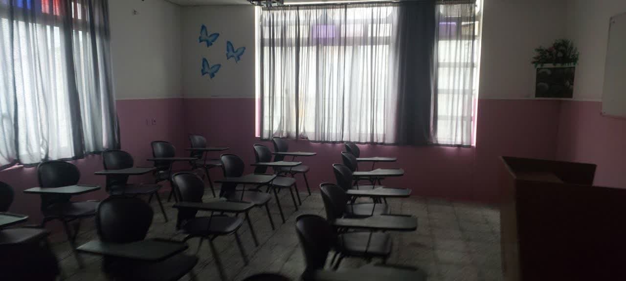 متوسطه اول دخترانه پیشتازان آئین نور